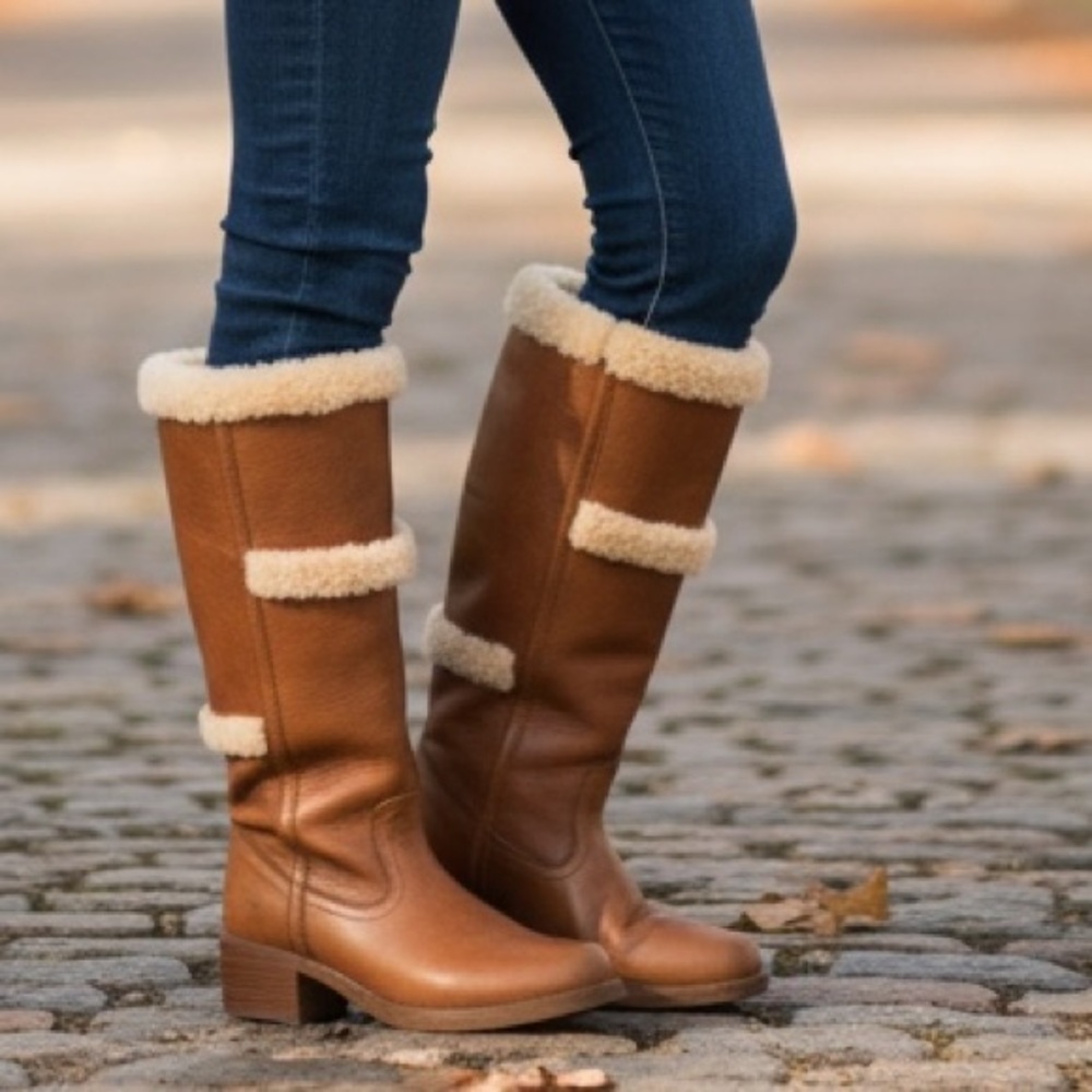 Frye Campus Vintage 80’s Brown Leather Boots Size 8.5 Tall Shearling Square toe